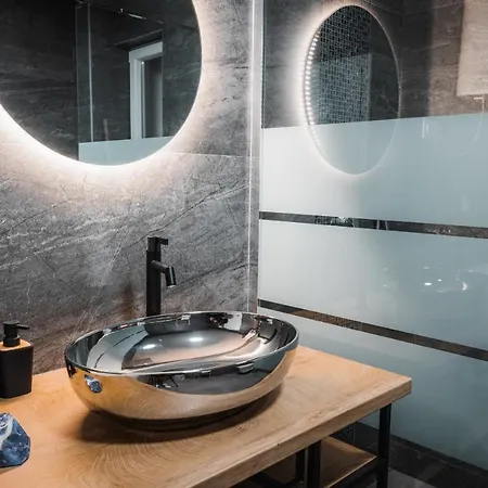 아파트 Smaragd - Lapis - Luxury With Shared Pool